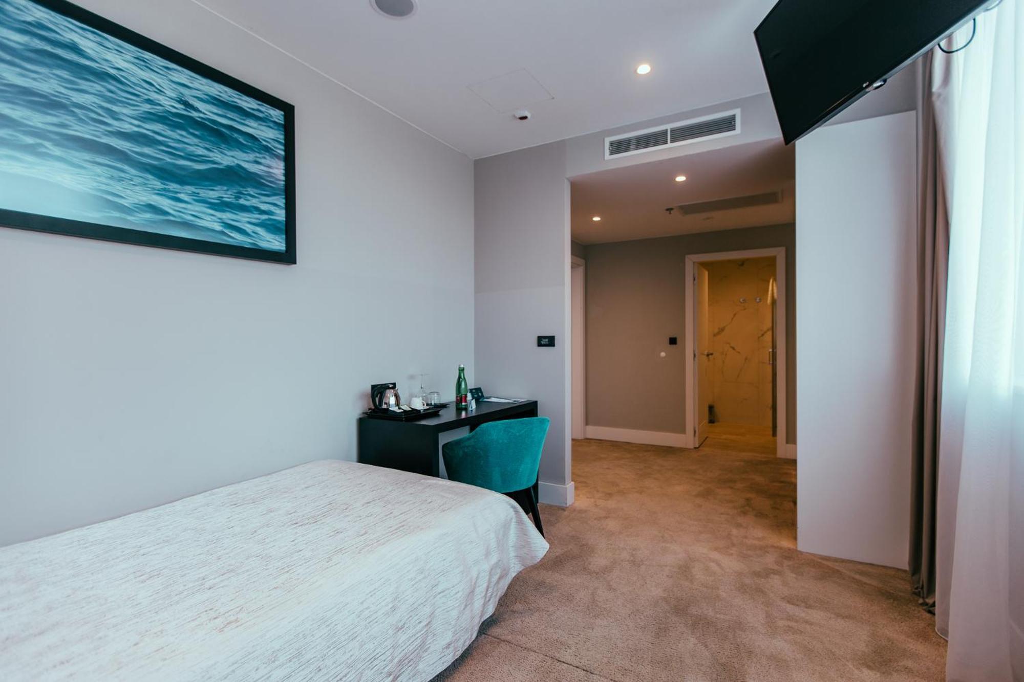 Hotel Marvie & Health